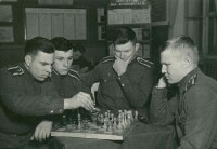 В Ленинской комнате