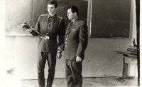 На уроке аэродинамики, 1976 год.