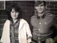 Эта девушка нас подстригала в Пугачёве.1978