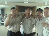 В.Попков и группа поддержки на прогулке по Волге 1.7.2007