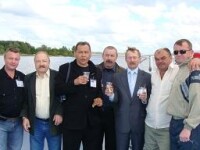25 лет спустя.