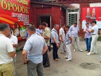 Приехали не все