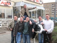 Празднование 8 годовщины выпуска в Москве