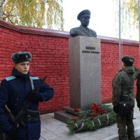 Митинг, посвященный 78-й годовщине со Дня рождения Героя Советского Союза, генерал-полковника Павлова В.Е.