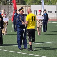 Сила духа и верность долгу: курсанты СВВАУЛ поддержали чемпионов на закрытии футбольного турнира